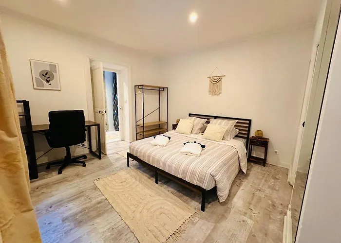 Le Refuge De Saint-vincent - T2 Hyper Centre - Proche Gare Apartment Carcassonne