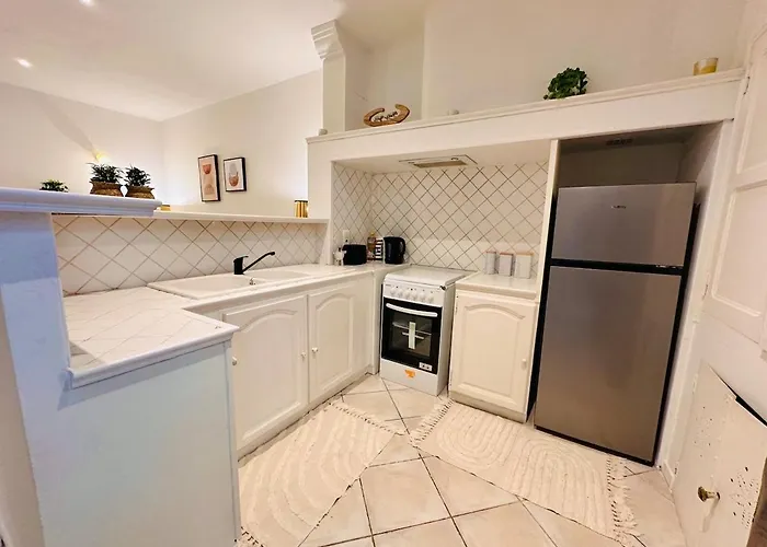 Apartment Le Refuge De Saint-vincent - T2 Hyper Centre - Proche Gare Carcassonne