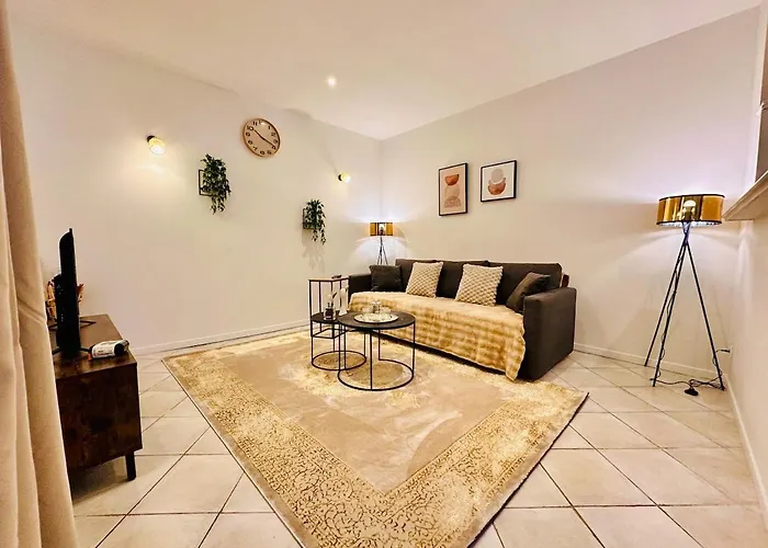 Le Refuge De Saint-vincent - T2 Hyper Centre - Proche Gare Apartment